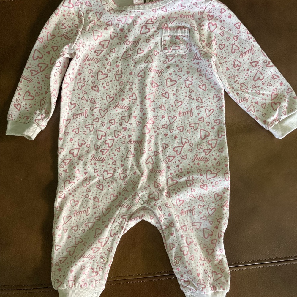 JUICY COUTURE Girl Pink Hearts Snap-Up Cotton Sleep & Play 6/9 M Long Sleeves